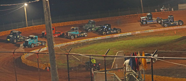 Start Feature Race
